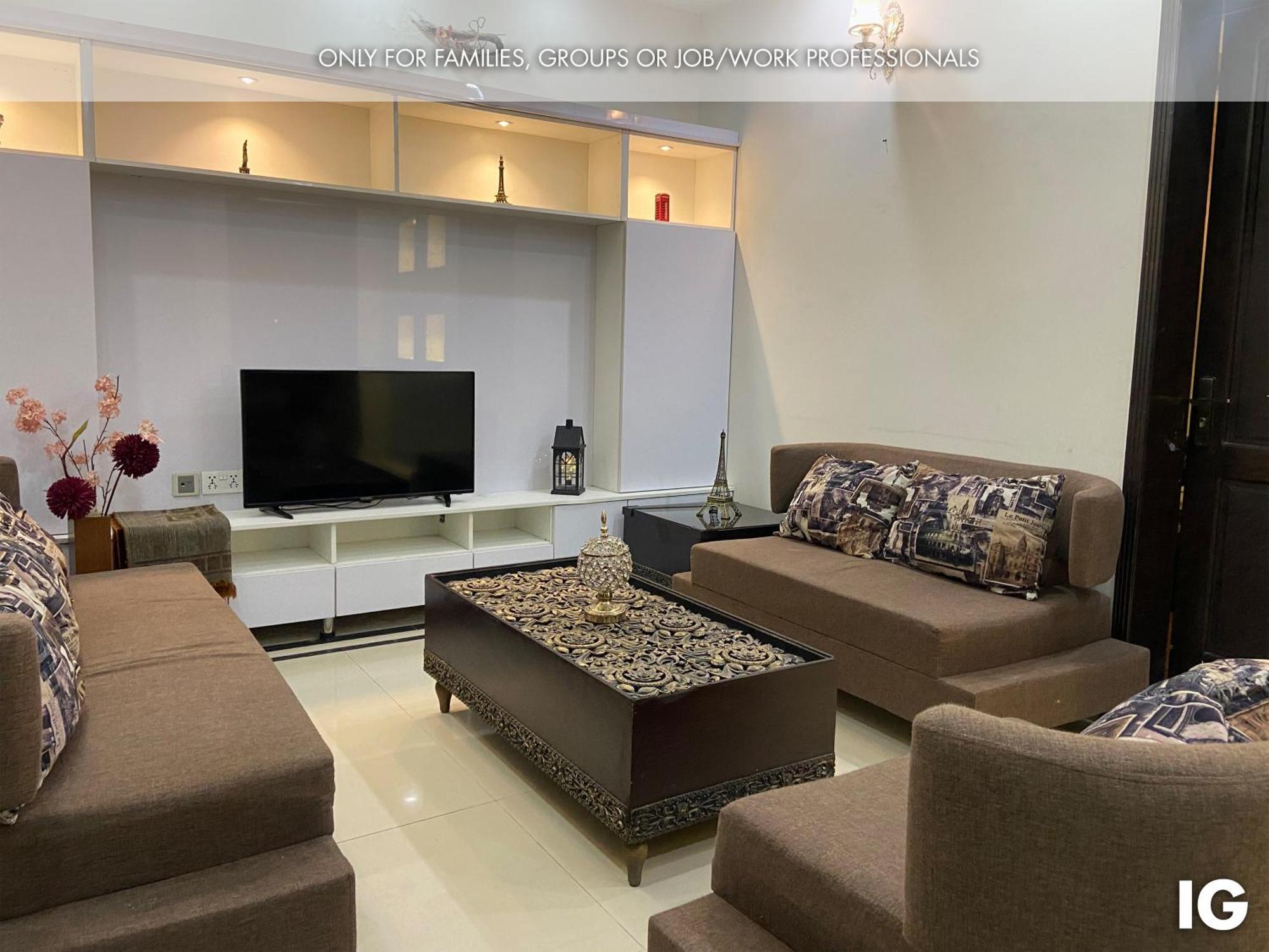 3 Bedroom Furnished Holiday Home Near Valencia Town, Lake City & Ring Road Lahore Exterior foto